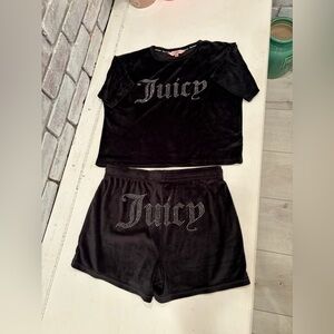 Juicy velour pagans shorts set.